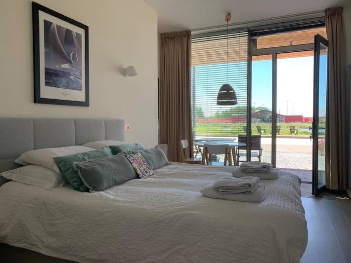 B&B für 2 Personen, mit Terrasse und Ausblick in Amsterdam
