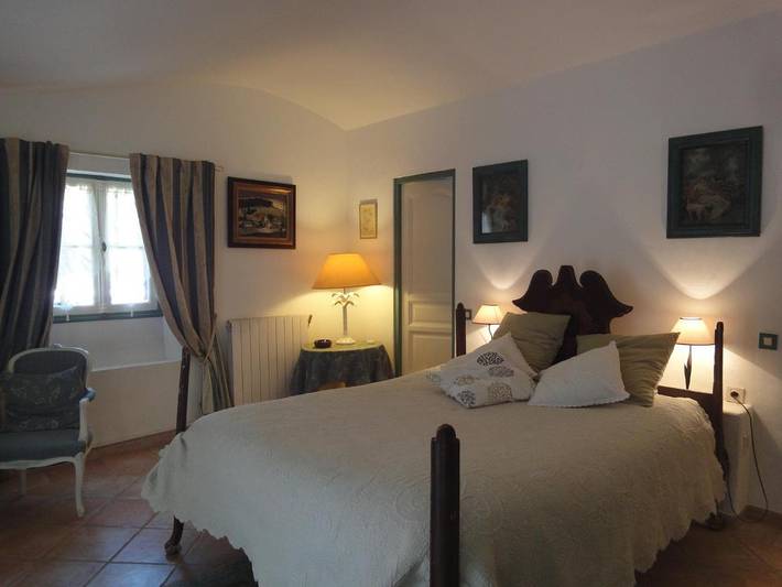Chambre d’hôte pour 3 personnes, avec piscine ainsi que jacuzzi et jardin à Le Plan-de-la-Tour