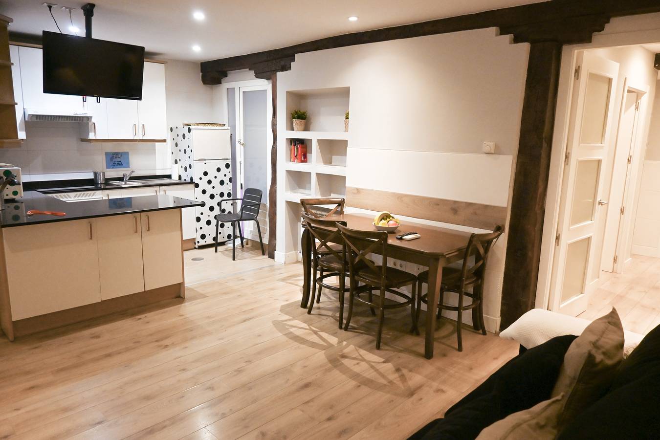 Appartement entier, M (Cba361) Céntrica y amplia vivienda de cuatro do in Centro (Madrid), Madrid
