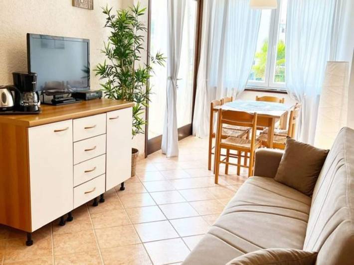 Ferienwohnung für 5 Personen, mit Terrasse in Funtana