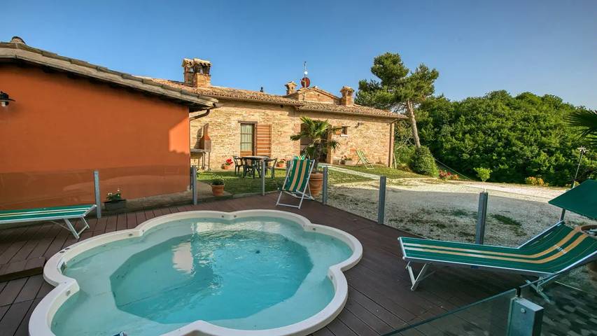 Gîte pour 5 personnes, avec jardin et piscine, animaux acceptés à Sant'Angelo in Vado - 2