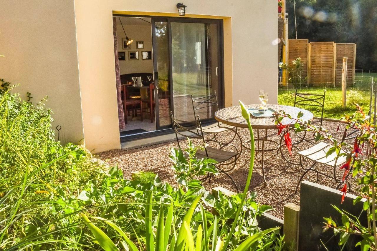 Appartement entier, Apartment with Garden View in Surzur, Côte des Mégalithes