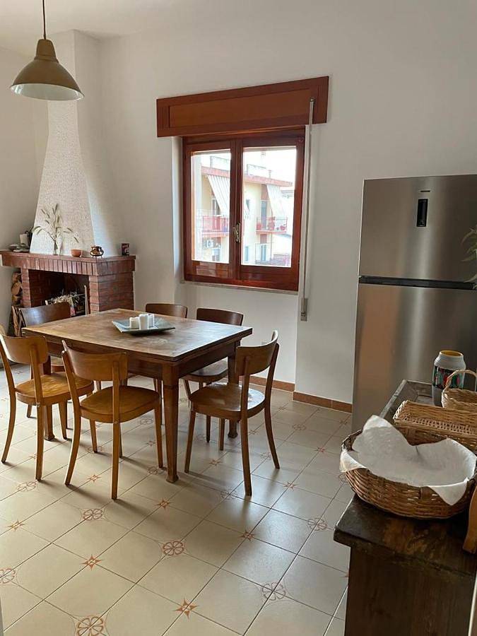 Gîte pour 8 personnes, avec balcon à Rocca Imperiale - 4