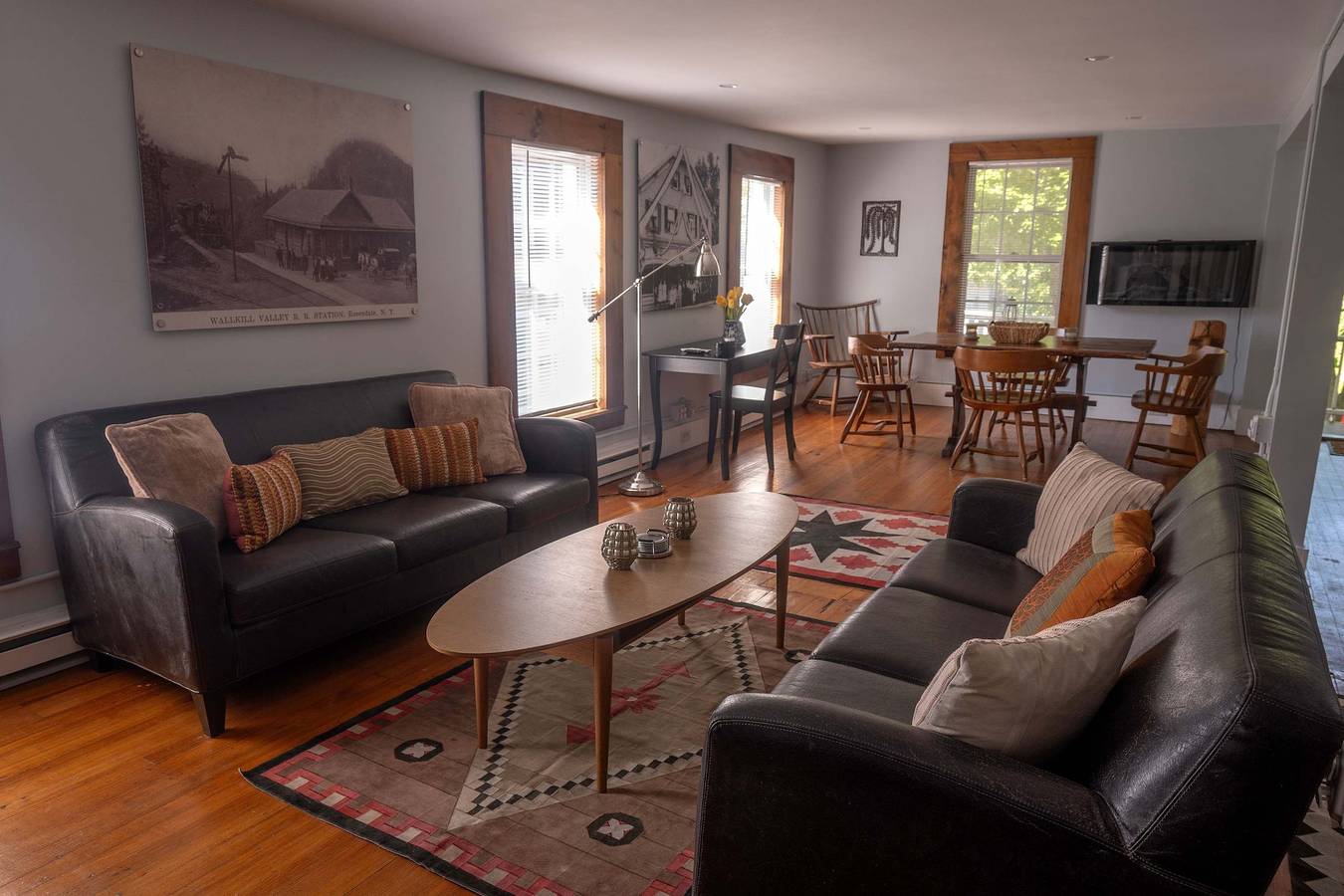 Apartamento entero, 2Br Pet-Friendly  Walk to Cafes  Trails   Wineries in Rosendale Village, Condado de Ulster