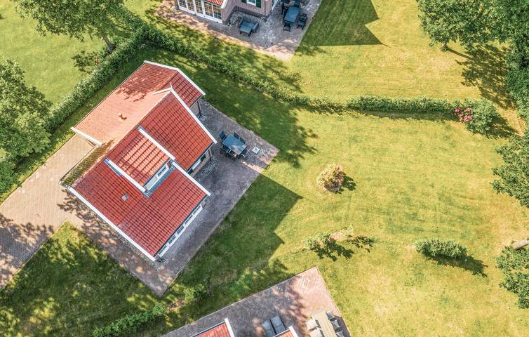 Vakantiehuis voor 6 personen, met Terras en Tuin in Hoge Hexel
