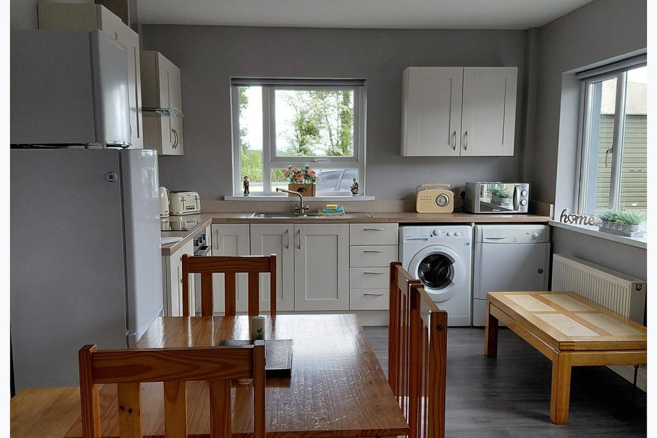 Cottage - Sleeps 6 - Parking in Lough Swilly