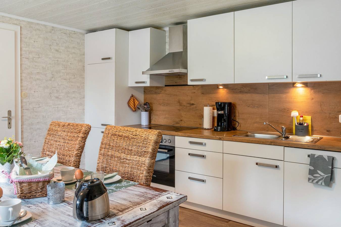 Ferienhaus 'Jollenhuus' mit privater Terrasse, privatem Garten und Wi-Fi in Ihlow, Nordseeküste