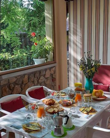 Cottage pour 2 personnes, avec vue ainsi que terrasse et jardin à Premariacco