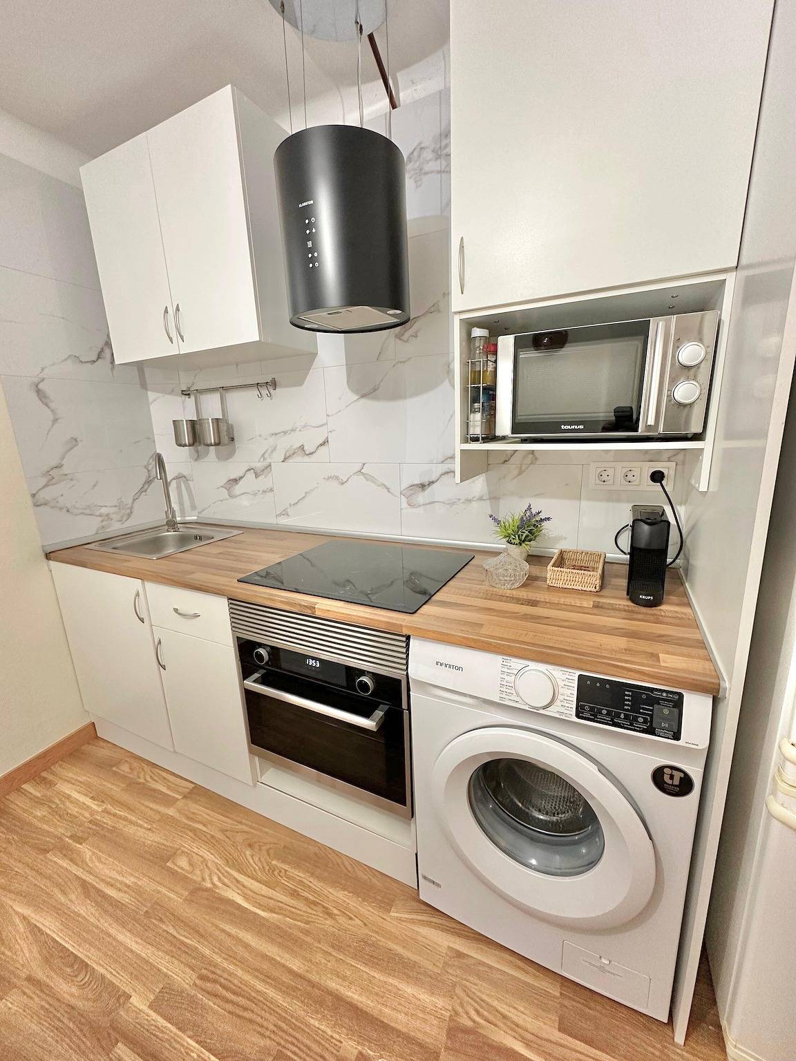 Mittelalterliches Haus im Zentrum von Montblanc in Montblanc (Spanien), Tarragona Provinz