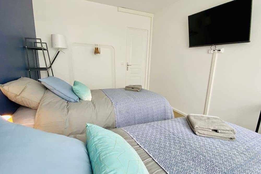 Entire apartment, New Casa Opéra bright, cosy loft 20' Paris in Massy, Essonne