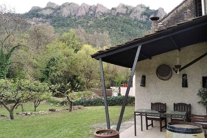 Casa de vacaciones para 10 personas, con jardín y vistas, Se admiten mascotas en La Jacetania - 4