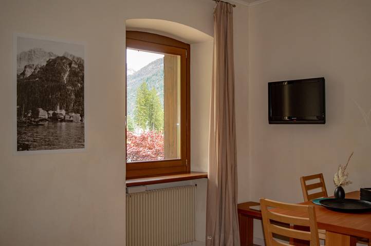 Gîte pour 4 personnes, avec vue sur le lac, animaux acceptés à Alleghe - 3