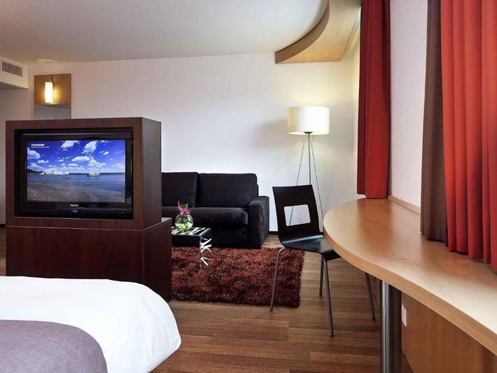 Hôtel pour 2 personnes, avec jardin et vue, animaux acceptés à Delémont - 4