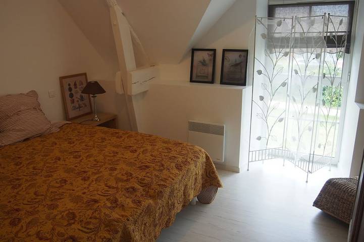Location de vacances pour 6 personnes, avec Jardin à Vains - 3