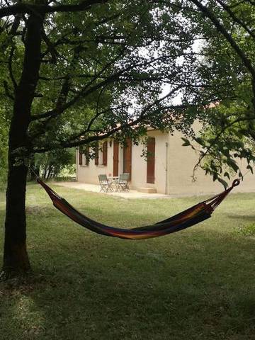 Gîte pour 5 personnes, avec piscine et jardin dans Saint-Paul-Flaugnac