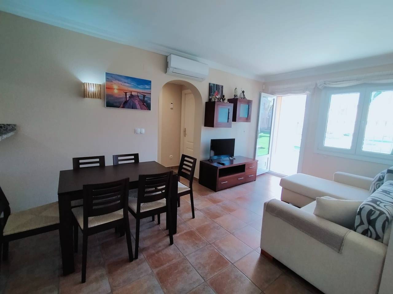 Entire apartment, Apartment 'Met Oliva' in Oliva Near the Beach and Equestrian Center in Oliva, Costa Blanca