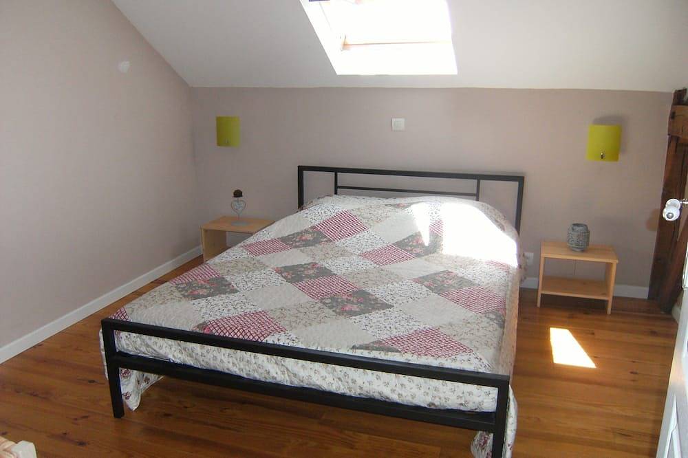 Gîte le plantier*** 4 à 12  pers avec piscine privée entre Sarlat et  Rocamadour in Gourdon, Quercy
