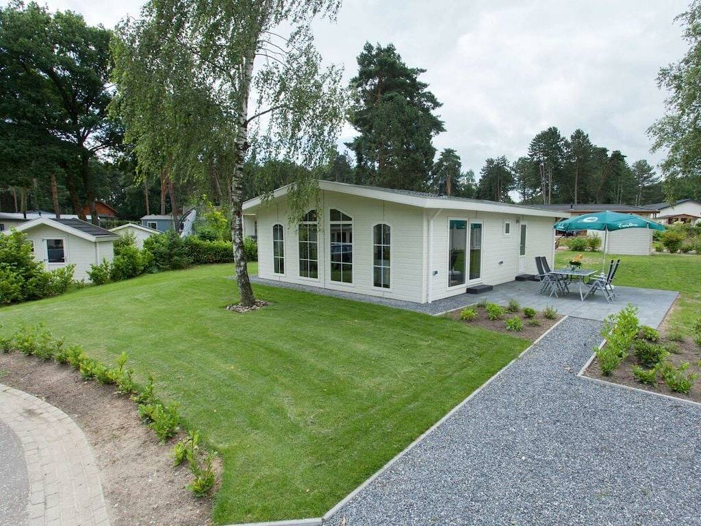 Vakantiehuis in Susteren met terras in Susteren, Limburg
