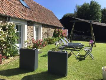 Gîte pour 4 personnes, avec jardin à Escalles