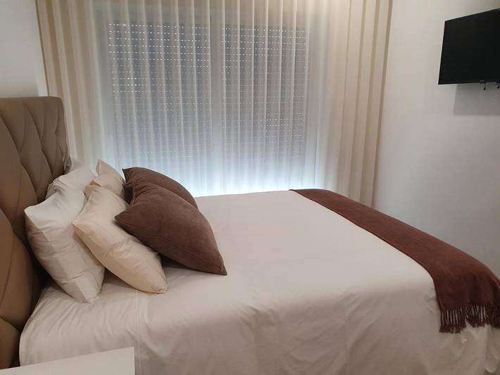 Gîte pour 2 personnes, avec vue ainsi que vue sur le lac et balcon à Amarante - 4