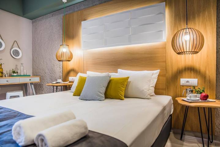 Hotel für 2 Personen, mit Balkon und Terrasse sowie Garten und Pool in Malia