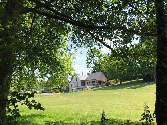 Location de vacances pour 5 personnes, avec Terrasse ainsi que Jardin et Vue à Saché