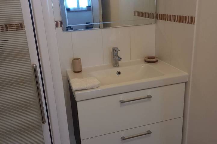 Ganze Wohnung, Apartment in the heart of Laruns for 2/3 people in Laruns, Béarn