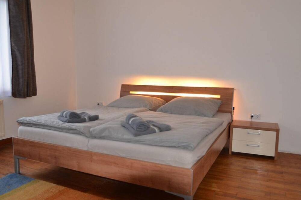 Ganze Wohnung, Ferienwohnung Pascale - Gästehaus Peter in Saarschleife, Mettlach