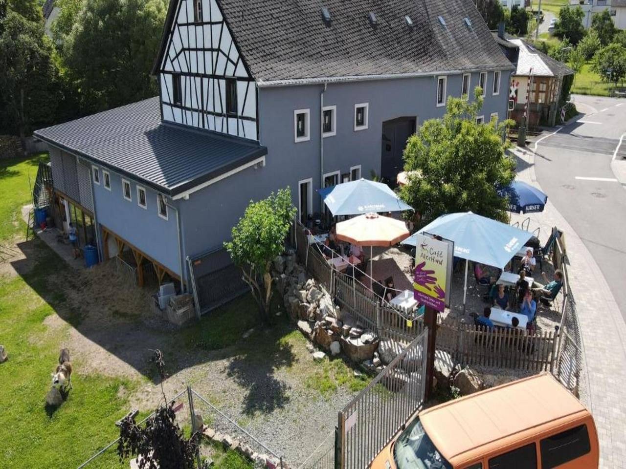 Lamazimmer - Unser gemütliches Familienzimmer in Nohen, Saar-Nahe-Bergland