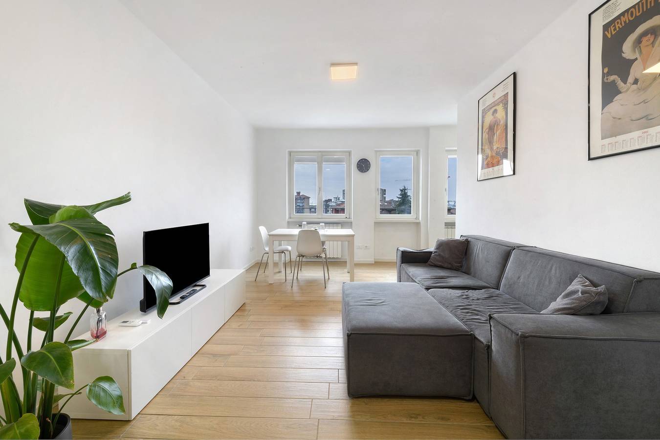 Entire apartment, Apartment 'Enzina' with Wi-Fi and Air Conditioning in Bergamo, Bergamo Province