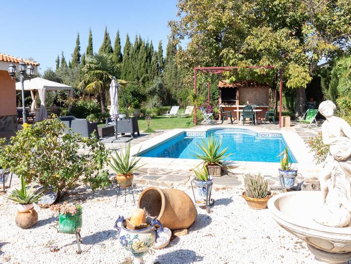 Andalusian rustic farmhouse with private pool and wifi in Nigüelas, Granada Province