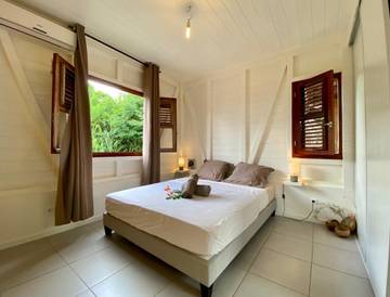 Villa for 4 Guests in Case-Pilote, French West Indies, Picture 2
