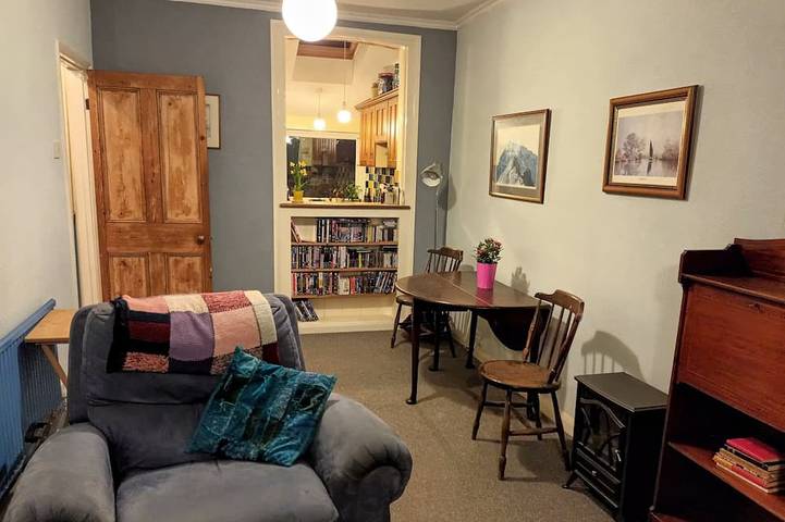 Holiday rental for 8 people, with garden in Swindon