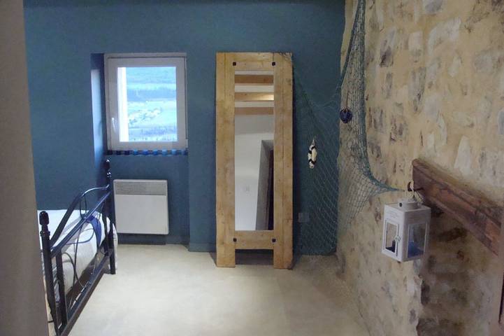 Location de vacances pour 6 personnes, avec jardin à Mirabel-et-Blacons - 3