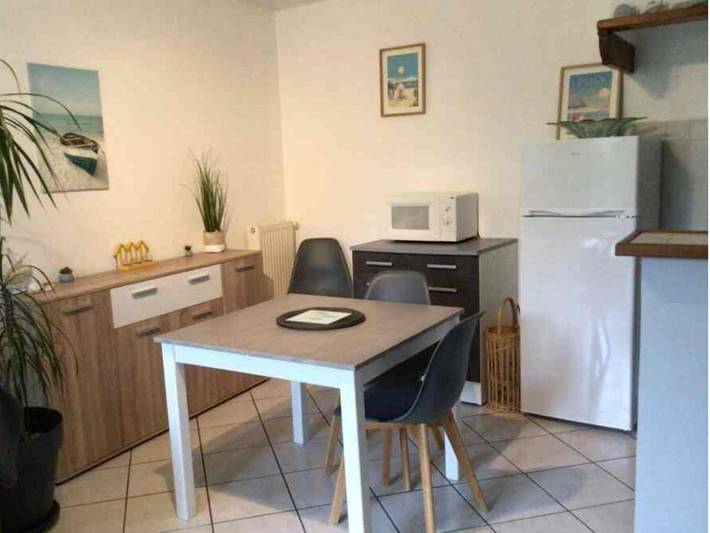 Location de vacances pour 3 personnes, avec jardin dans Courlay Sur Mer - 2
