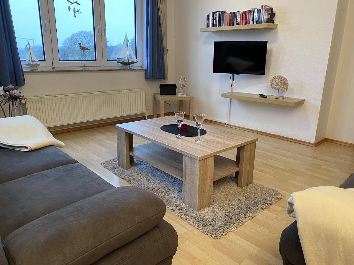 Ganze Wohnung, Bonin, Jadestr. 40 1. Etage rechts in Schillig, Wangerland