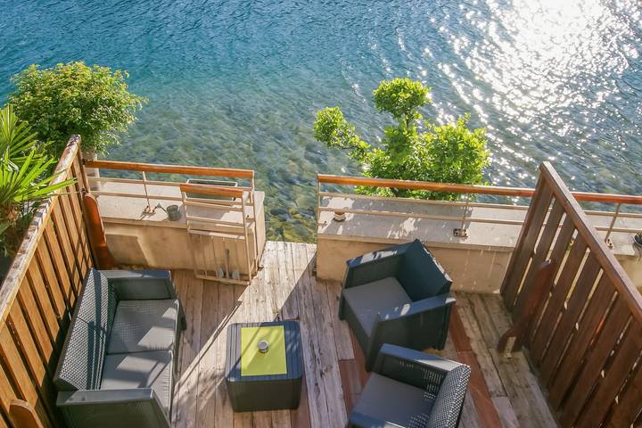 Appartamento intero, Feet in the water! in Duingt, Bauges