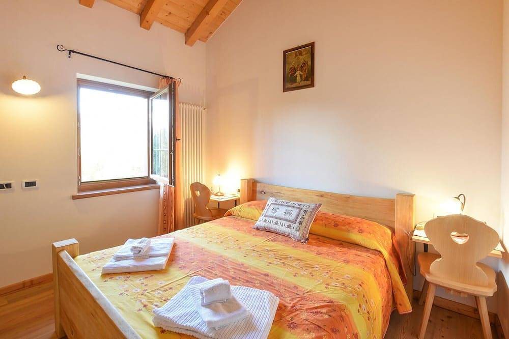 Haustierfreundliches Zuhause in. in Sovramonte, Cimonega-Gruppe