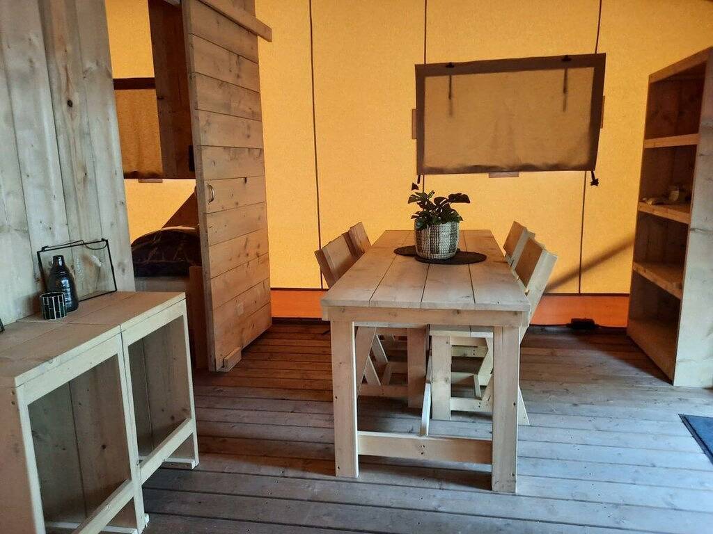 Vakantiehuis in Amstelveen met terras in Noord-Holland