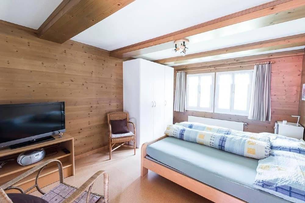 Ganze Wohnung, Sonnige Dachwohnung im schönen Lungern in Lungern, Obwalden