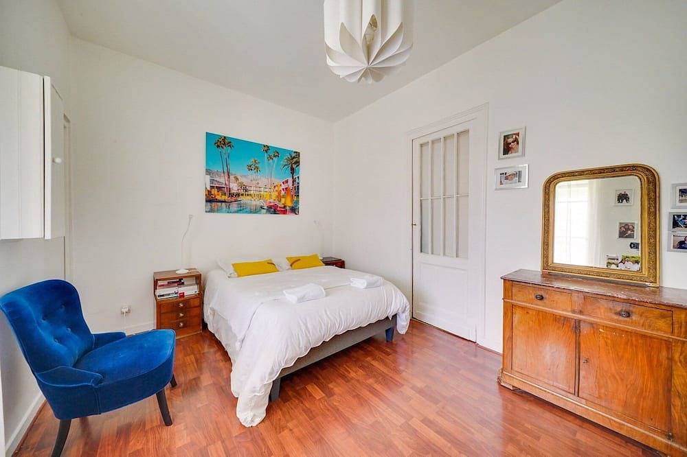Maison familiale avec piscine privée Bordeaux in Bordeaux, Région de Bordeaux