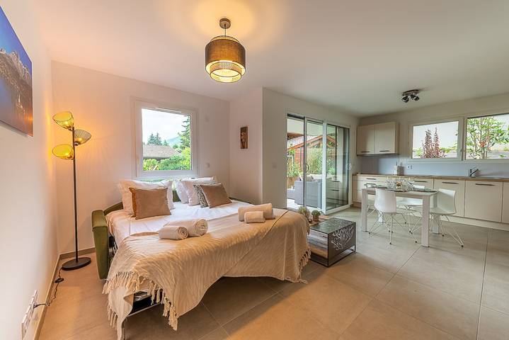 Apartamento entero, Apartamento de vacaciones para 4 personas con terraza in Sévrier, Parque natural regional del Macizo de Bauges