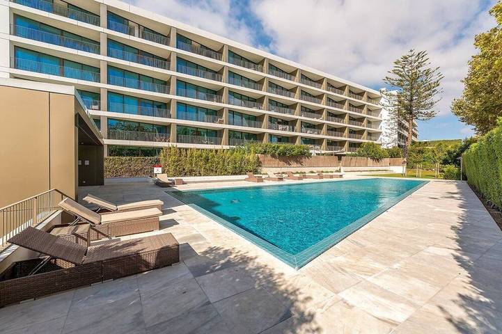 Vacation rental for 4 people, with Balcony and Pool in Cascais