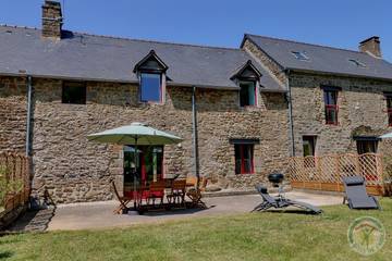 Maison De Vacances pour 7 Personnes dans Miniac-Morvan, Région de Saint-Malo, Photo 2
