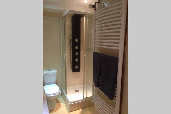 Gîte pour 2 personnes, avec jardin à Équeurdreville-Hainneville - 4