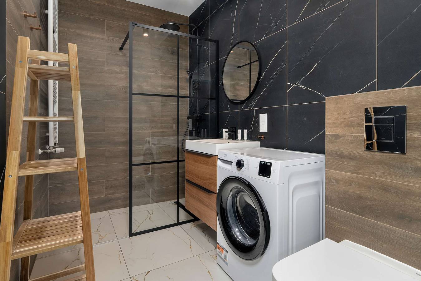 Ganze Wohnung, Elegant Apartment | Balcony and Workspace in Posen, Großpolen