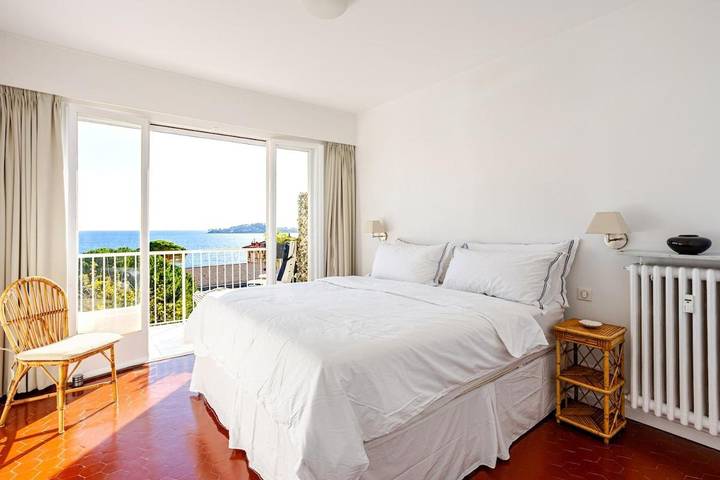 Gîte pour 4 personnes, avec terrasse et vue dans Office De Tourisme De Beaulieu Sur Mer - 3