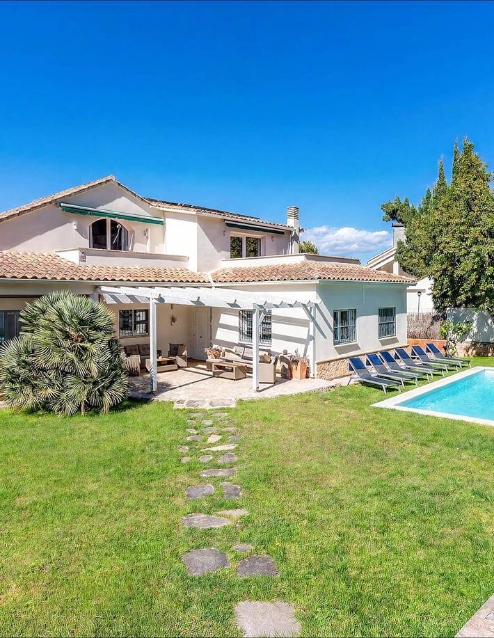 Chalet para 15 personas, con Piscina en Provincia de Barcelona - 2