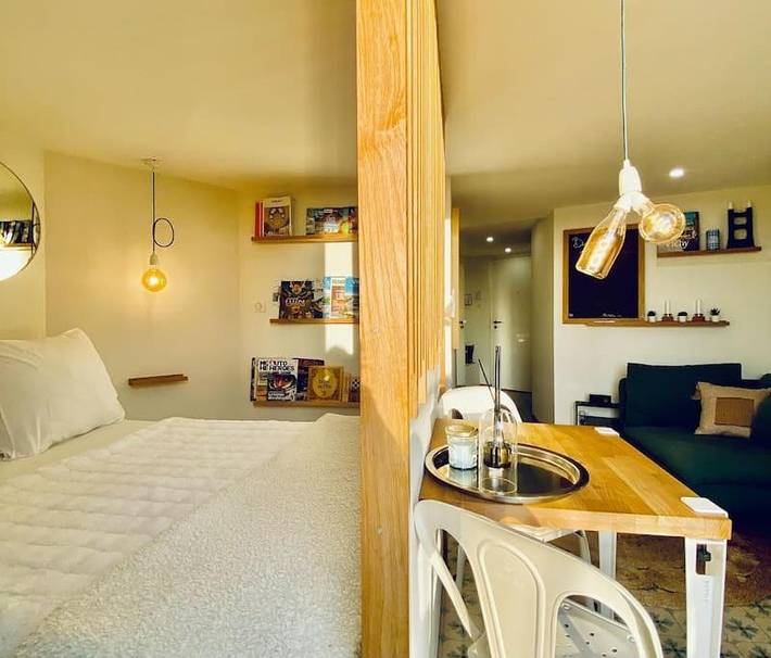 Gîte pour 2 personnes, avec Terrasse dans Centre Culturel Valery Larbaud Vichy