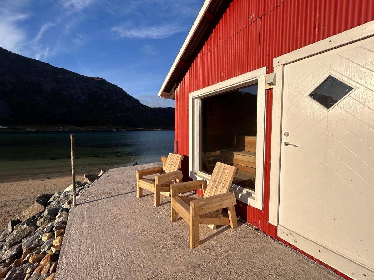 Four-Bedroom Villa in Flakstad 